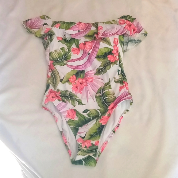 Kona Sol one piece bathing suit. M - Picture 1 of 9